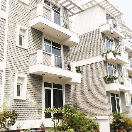 Hotel Mantra Amaltas Nueva Delhi Exterior foto